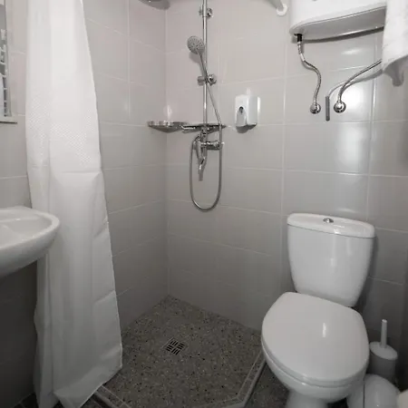 Апартаменти Myfreedom Поруч Із Метро Печерська Apartamento Kiev